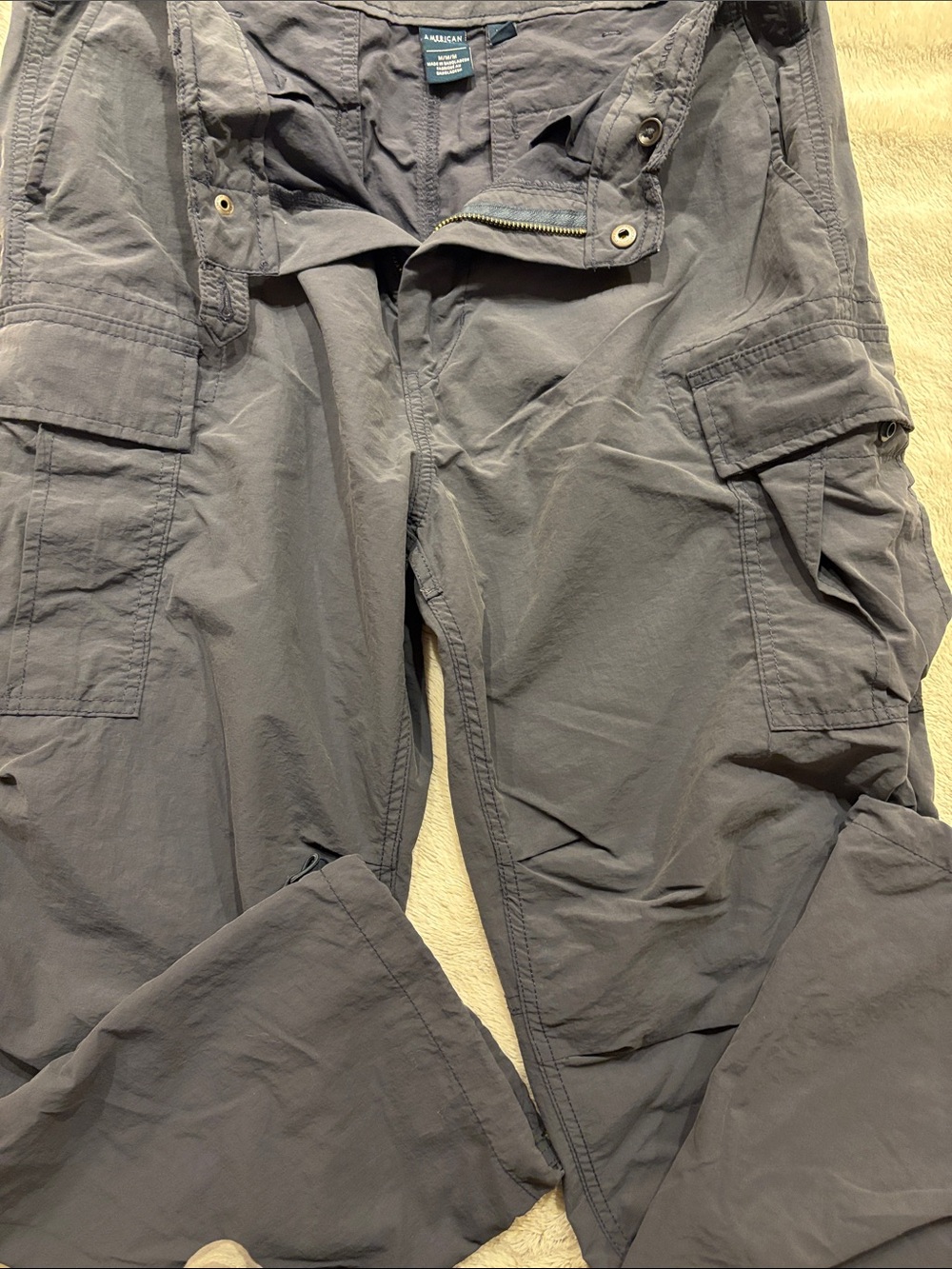 American Eagle Men’s Cargo/Parachute Pants - Gray